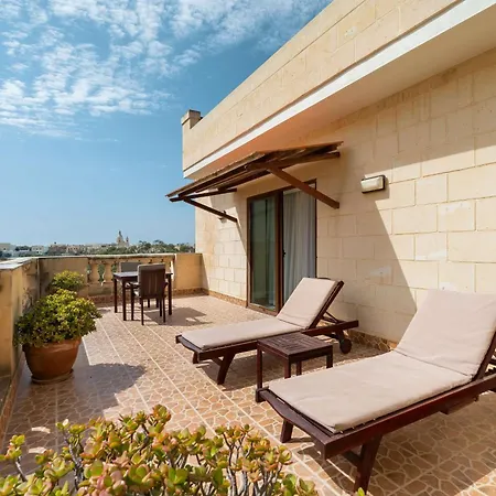 Kempinski Hotel 5*