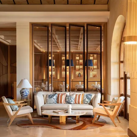 Kempinski Otel 5*