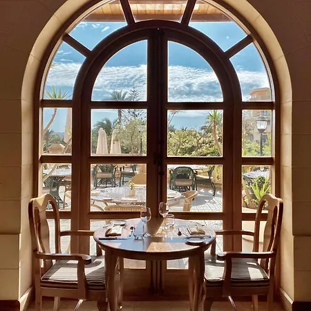 Kempinski 5*