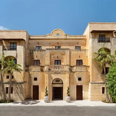 Kempinski Hotel 5*