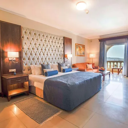 Kempinski Hotel 5*